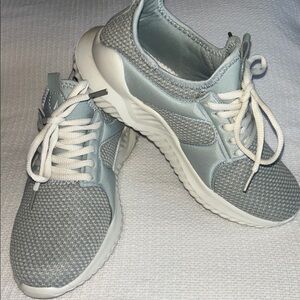 Nautica Athletic Sneakers ~ Light Green ~ 7.5